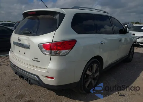 2015 Nissan Pathfinder Platinum из США, поврежденный, VIN 5N1AR2MM9FC701075
